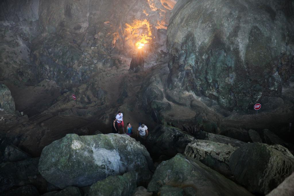 Отель Halong Bay Full Day Trip - 6 Hours Route Халонг Экстерьер фото